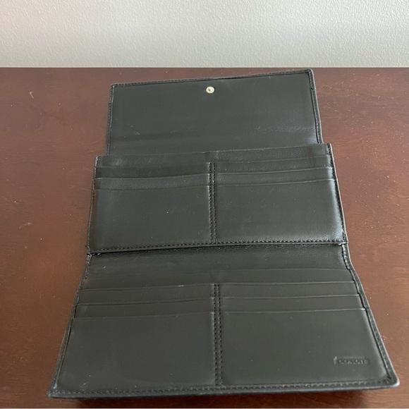 Coach Soft Leather Black Tri Fold Wallet - Picture 5 of 10